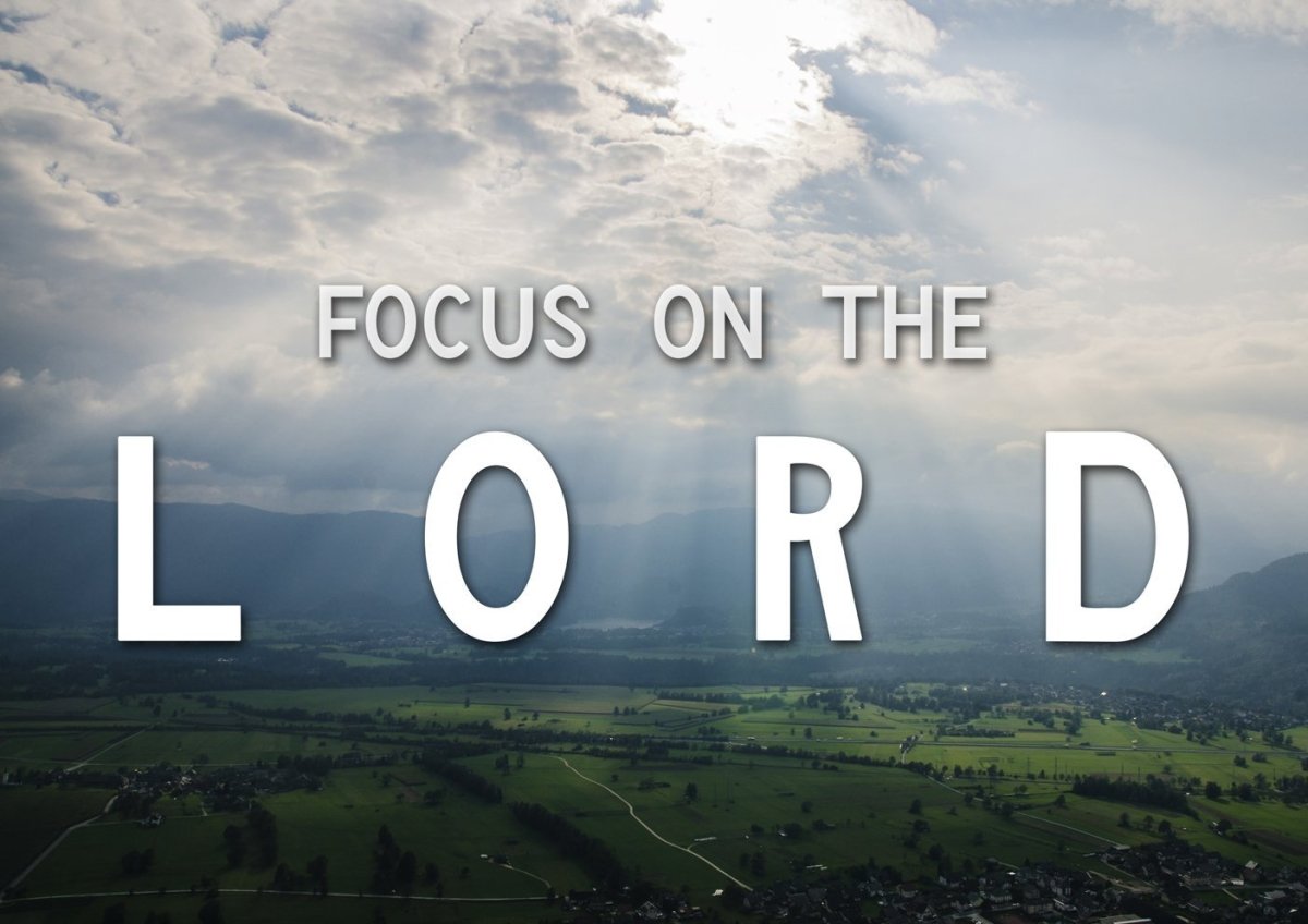 Focus on the Lord Wall Art Canvas Print – Christian Walls